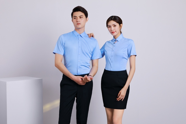 這個夏季職業(yè)裝最瘋狂