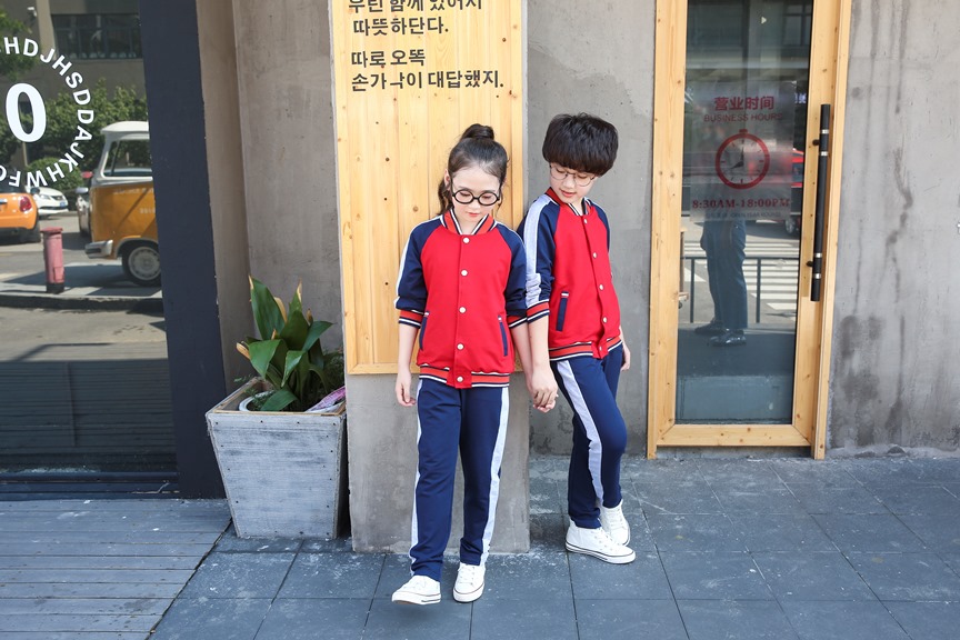 2014年中國服裝網(wǎng)購市場整體規(guī)模增長41.5%